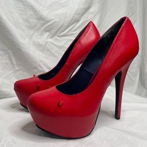 SOLD Styleluxe Evil-08 Devil Leather Stiletto Heels Size 9